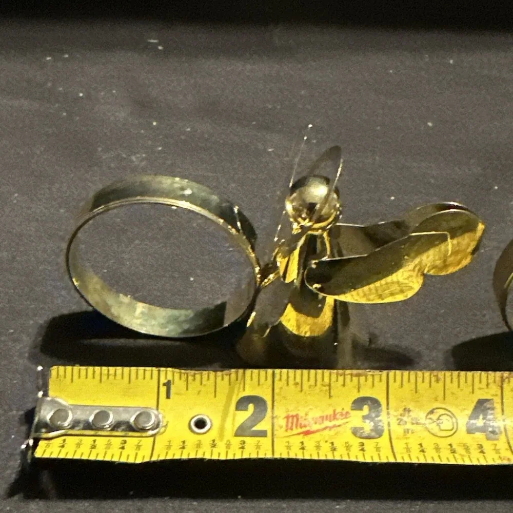 NAPKIN RINGS Lot 4 Gold Tone Angels Blowing Horns Christmas Table Set‎ Setting